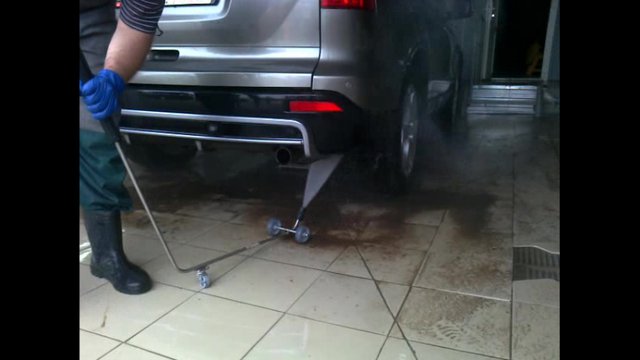 Надо ли мыть днище автомобиля